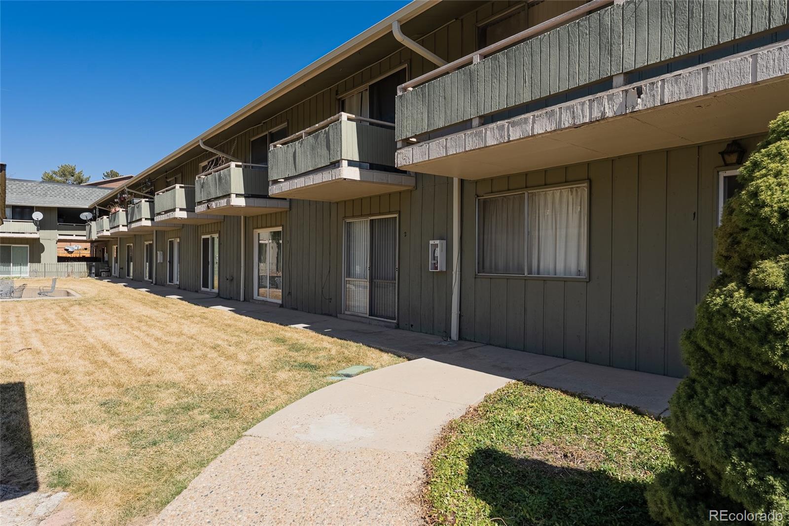 9925 W 20th Avenue Unit: 2