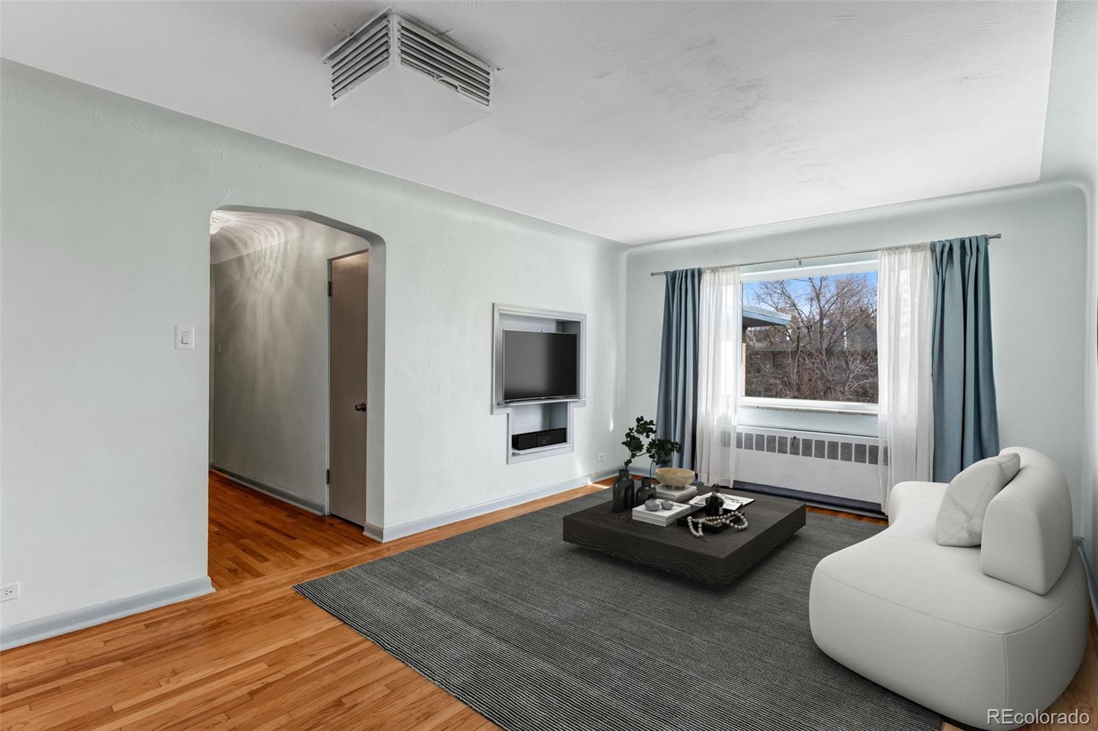 665 N Washington Street Unit: 8C