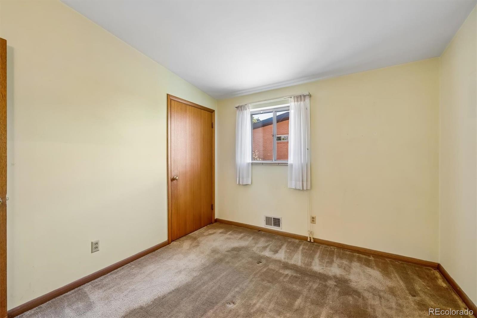 10310 W 18th Place