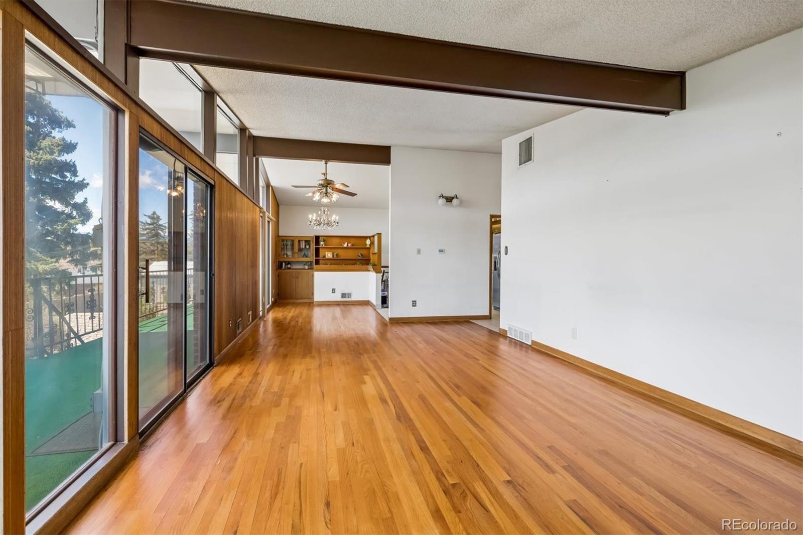10310 W 18th Place
