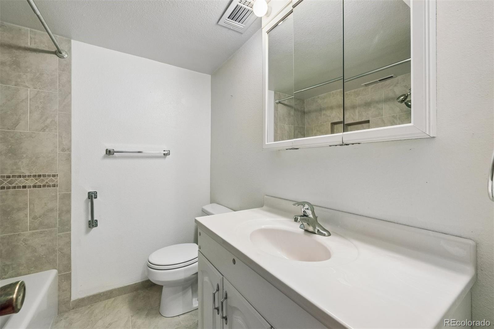 10310 W 18th Place