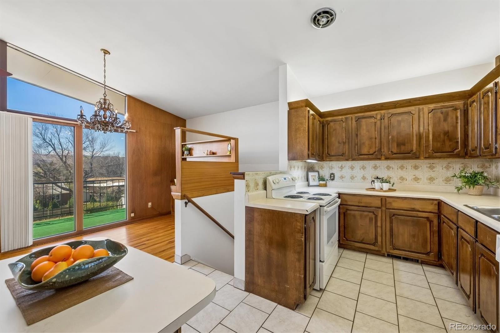 10310 W 18th Place