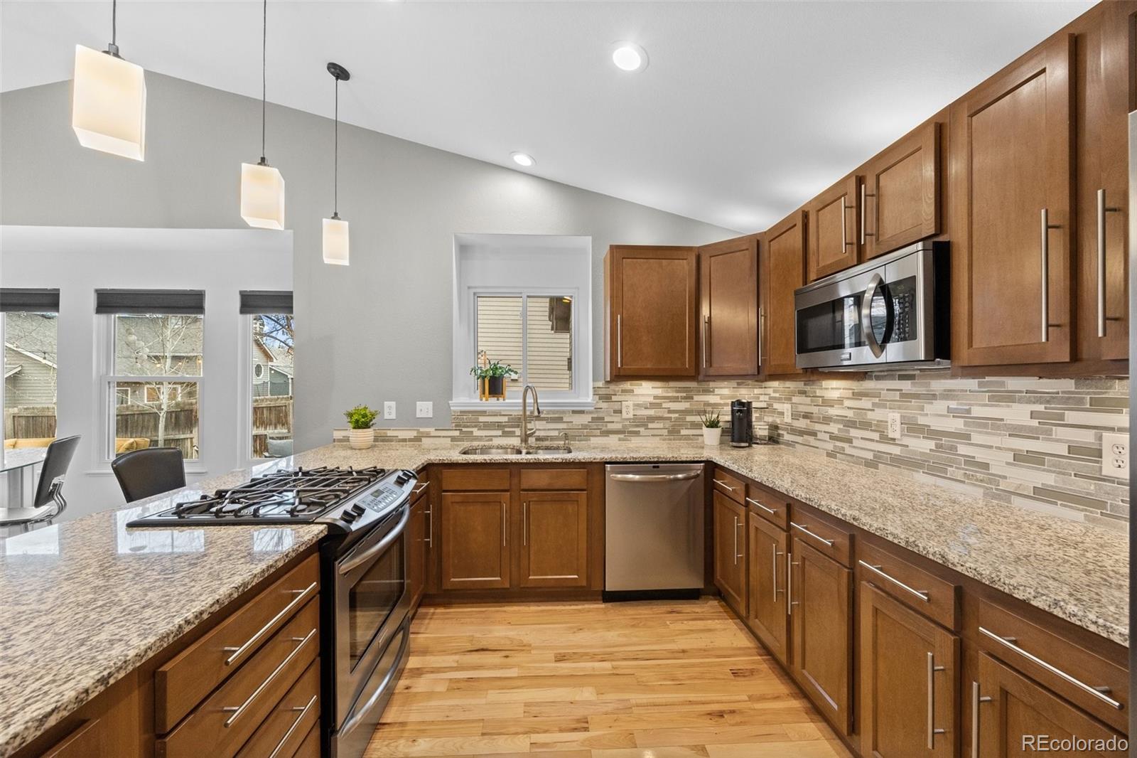 5410 S Vivian Street