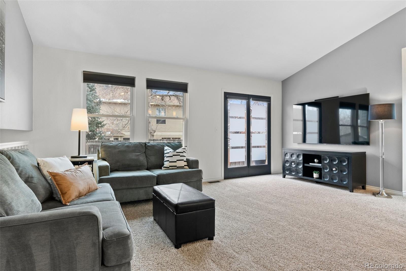 5410 S Vivian Street