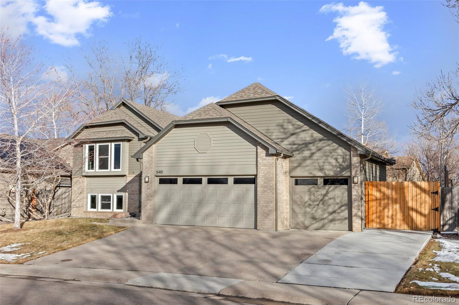 5410 S Vivian Street