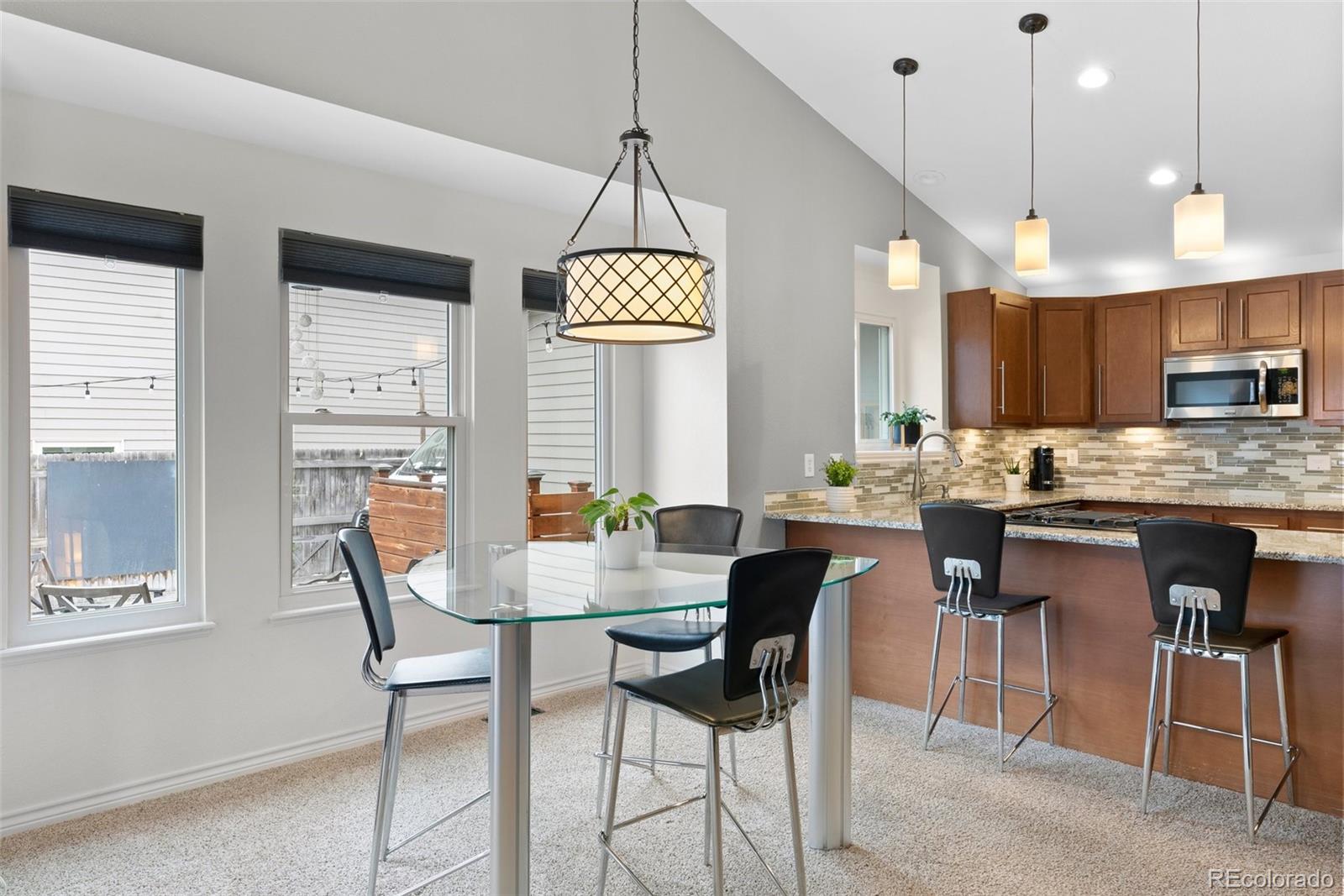 5410 S Vivian Street