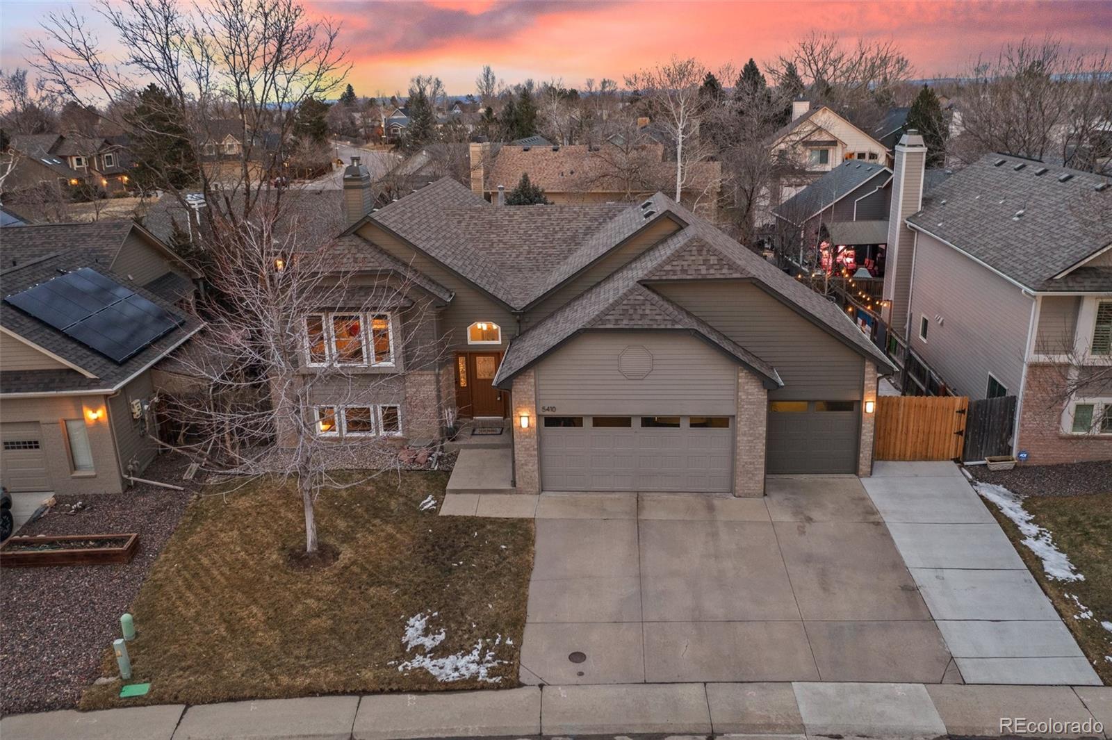 5410 S Vivian Street