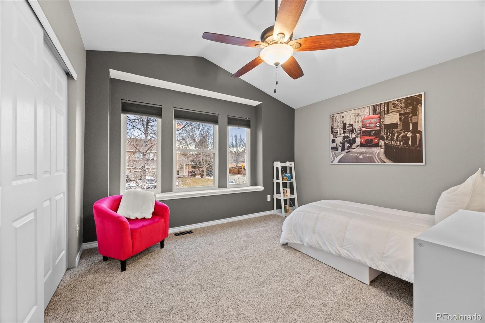 5410 S Vivian Street