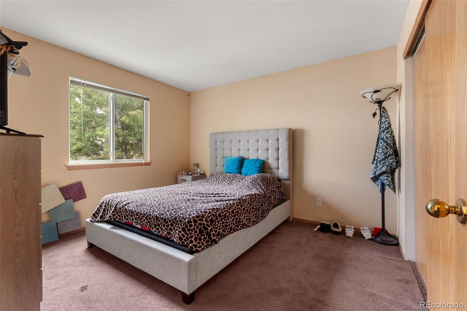 6291 Snowberry Avenue