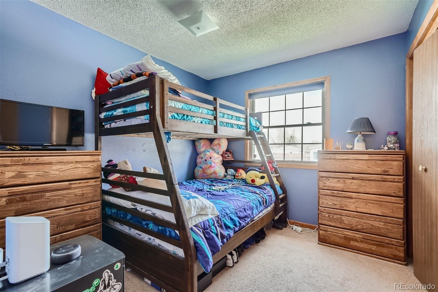 5 S Lowell Boulevard