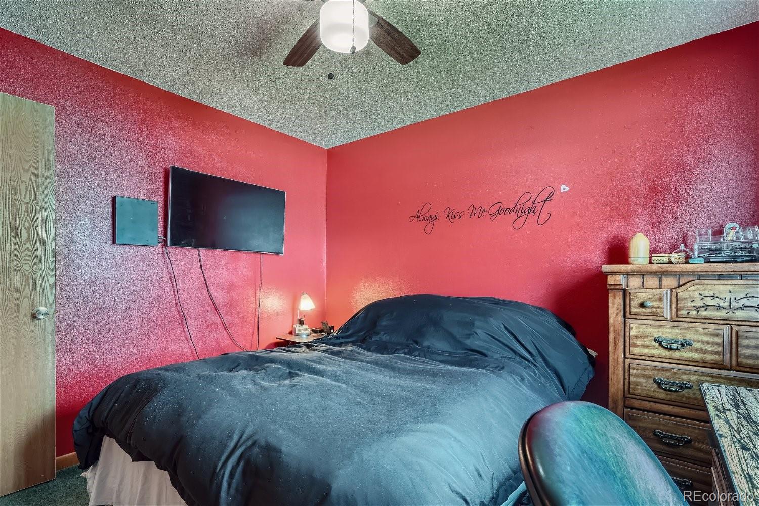 5 S Lowell Boulevard