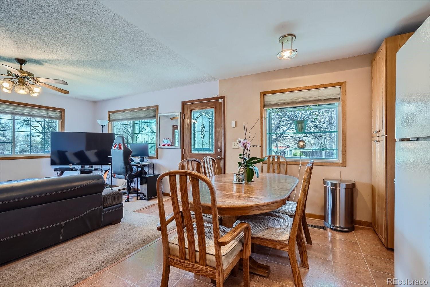 5 S Lowell Boulevard