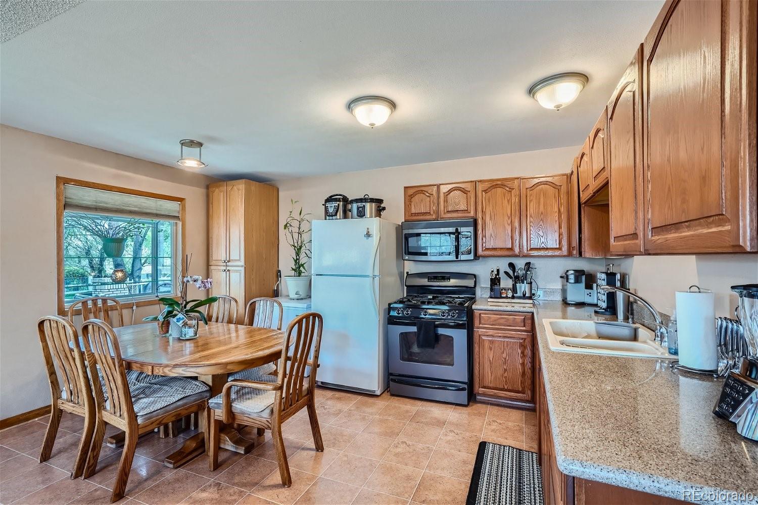 5 S Lowell Boulevard