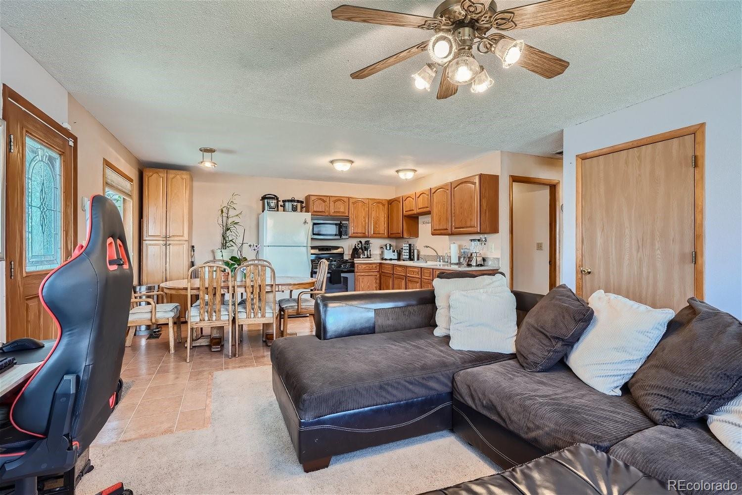 5 S Lowell Boulevard