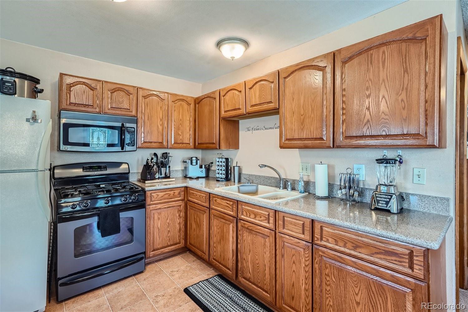 5 S Lowell Boulevard