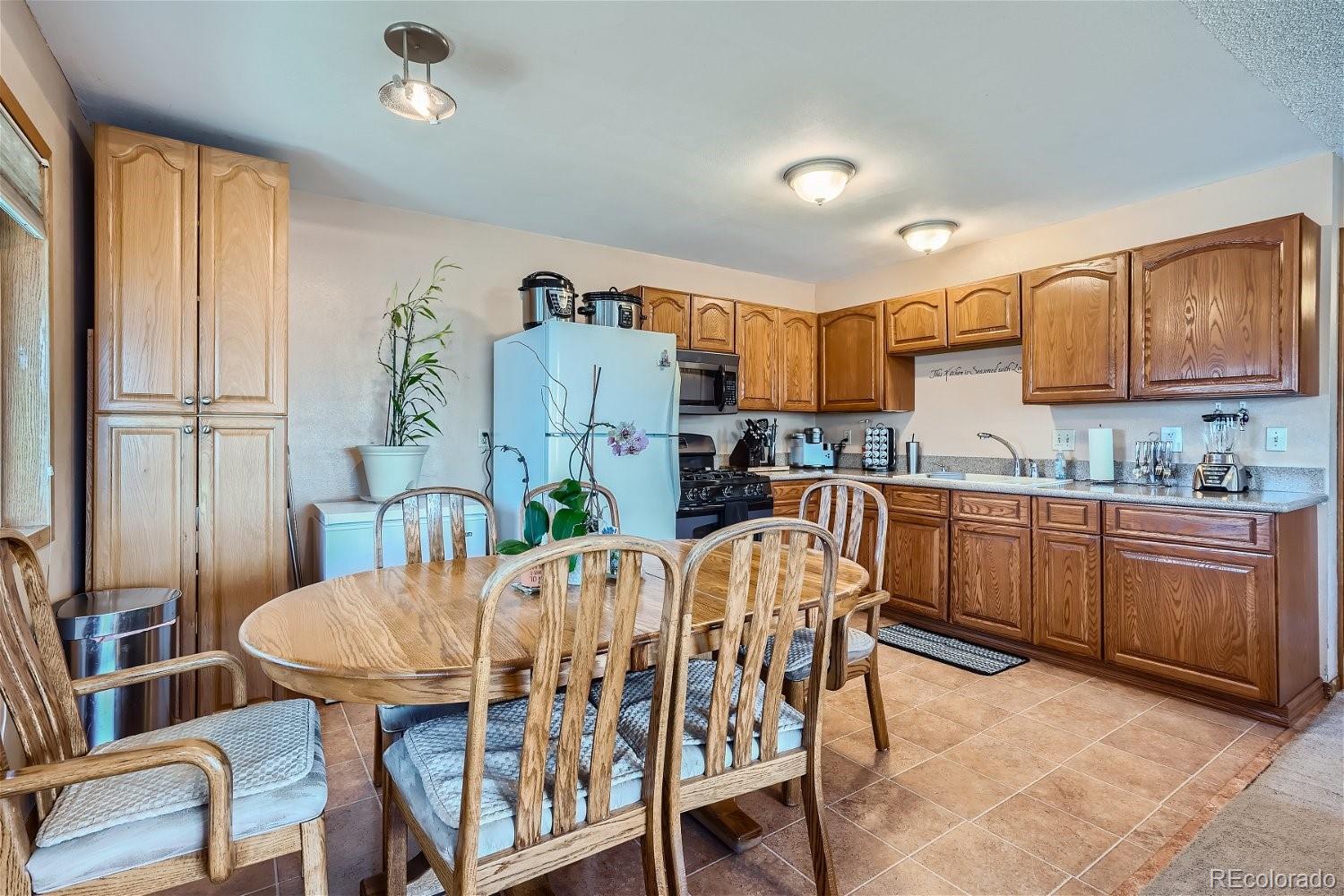 5 S Lowell Boulevard