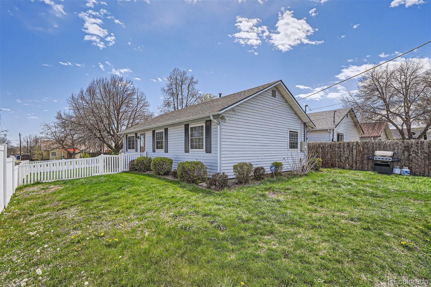 5 S Lowell Boulevard