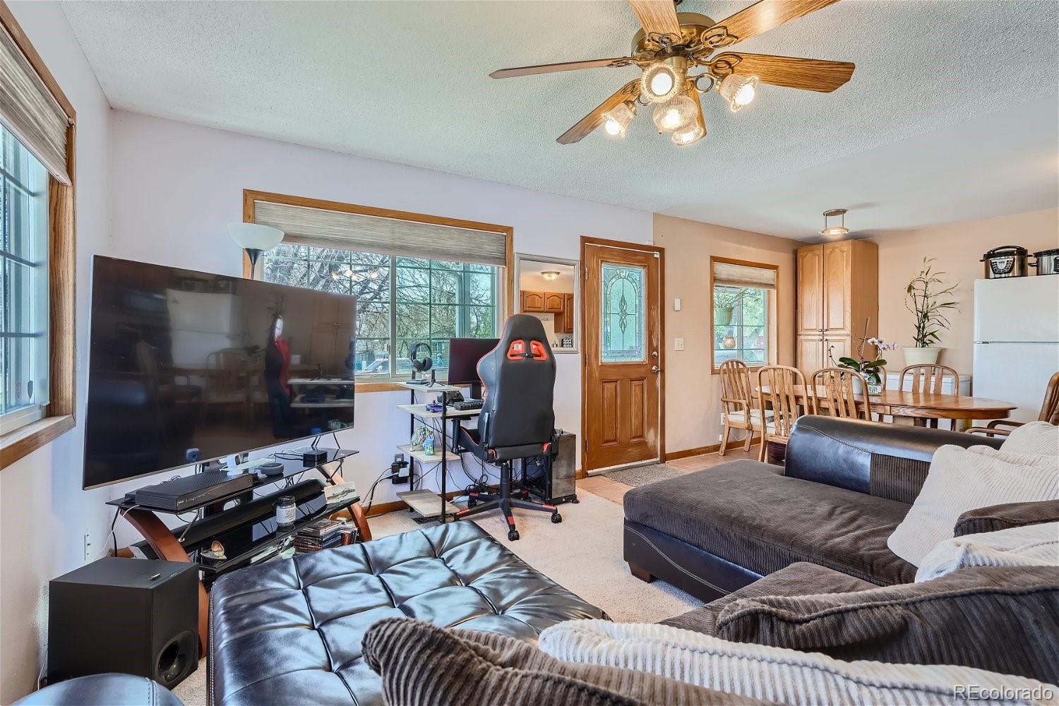 5 S Lowell Boulevard