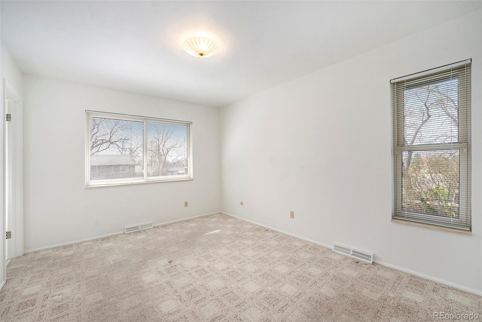 1781 S Valentine Way