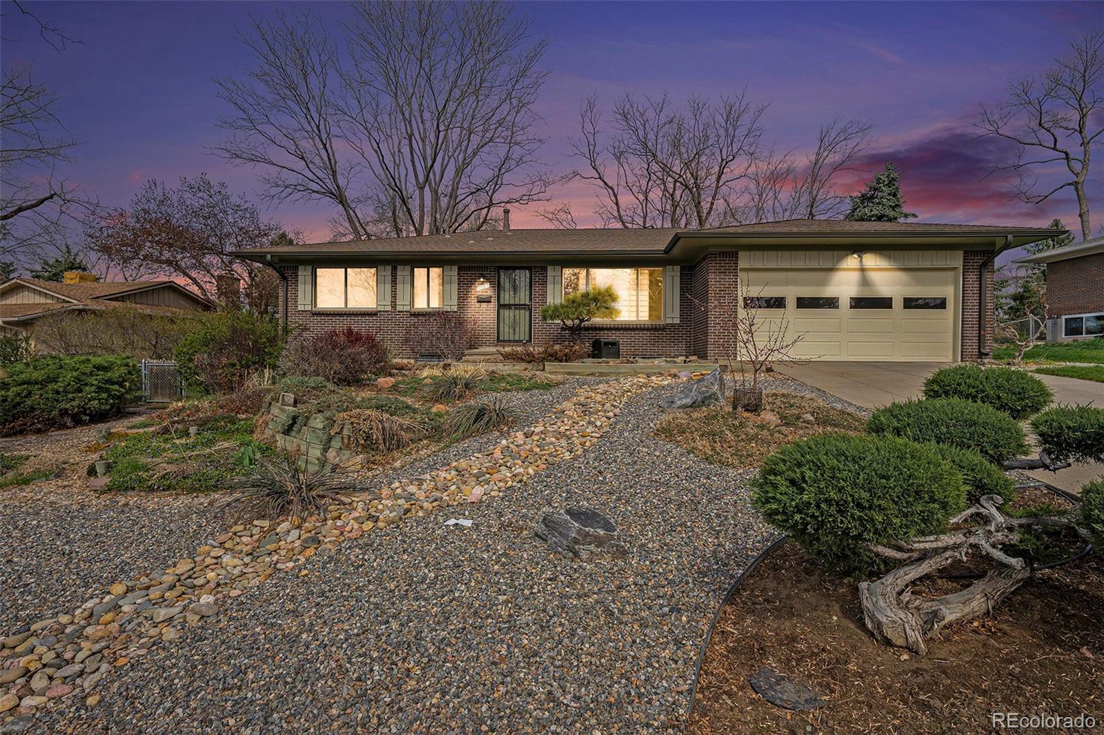 1781 S Valentine Way