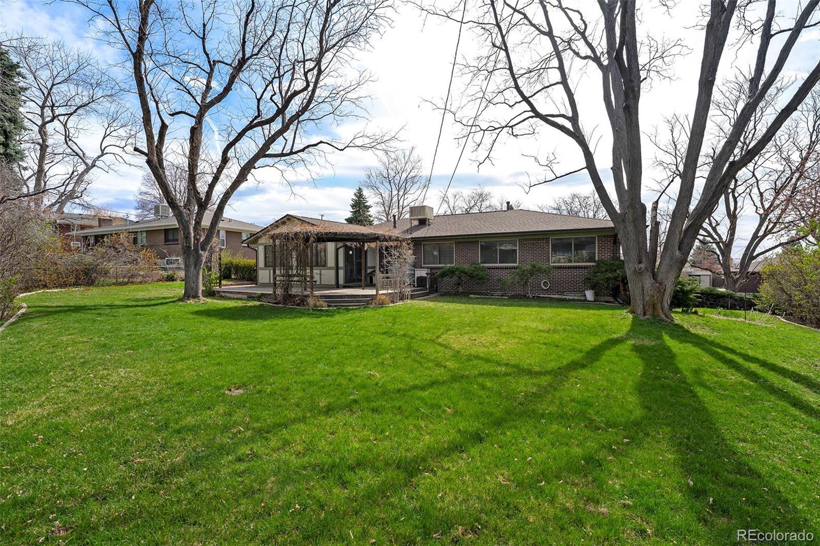 1781 S Valentine Way