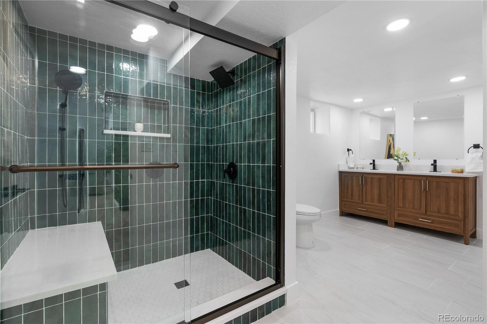 3135 N Columbine Street