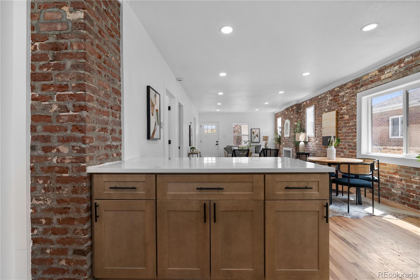 3135 N Columbine Street