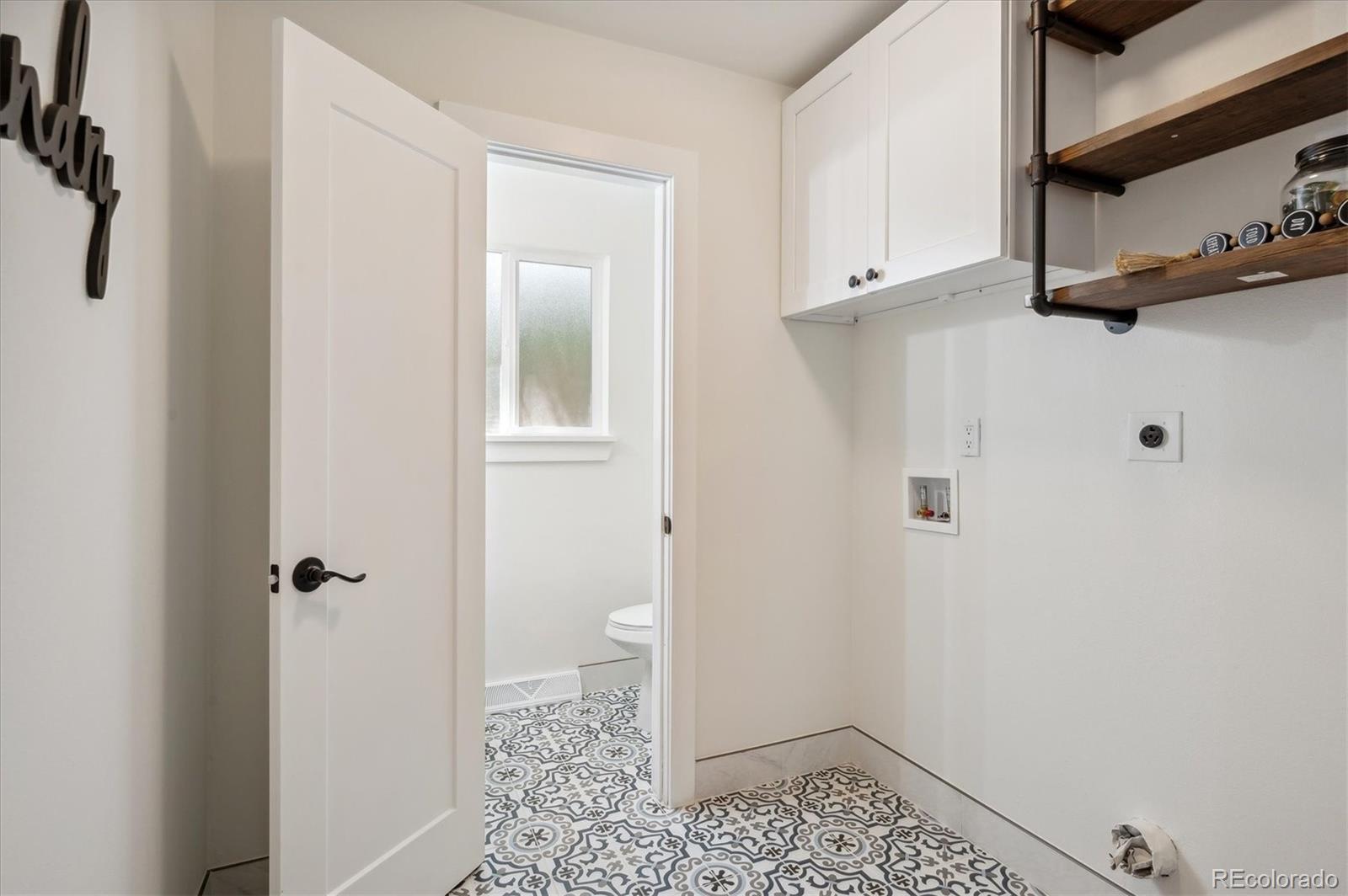 14360 W Ellsworth Avenue