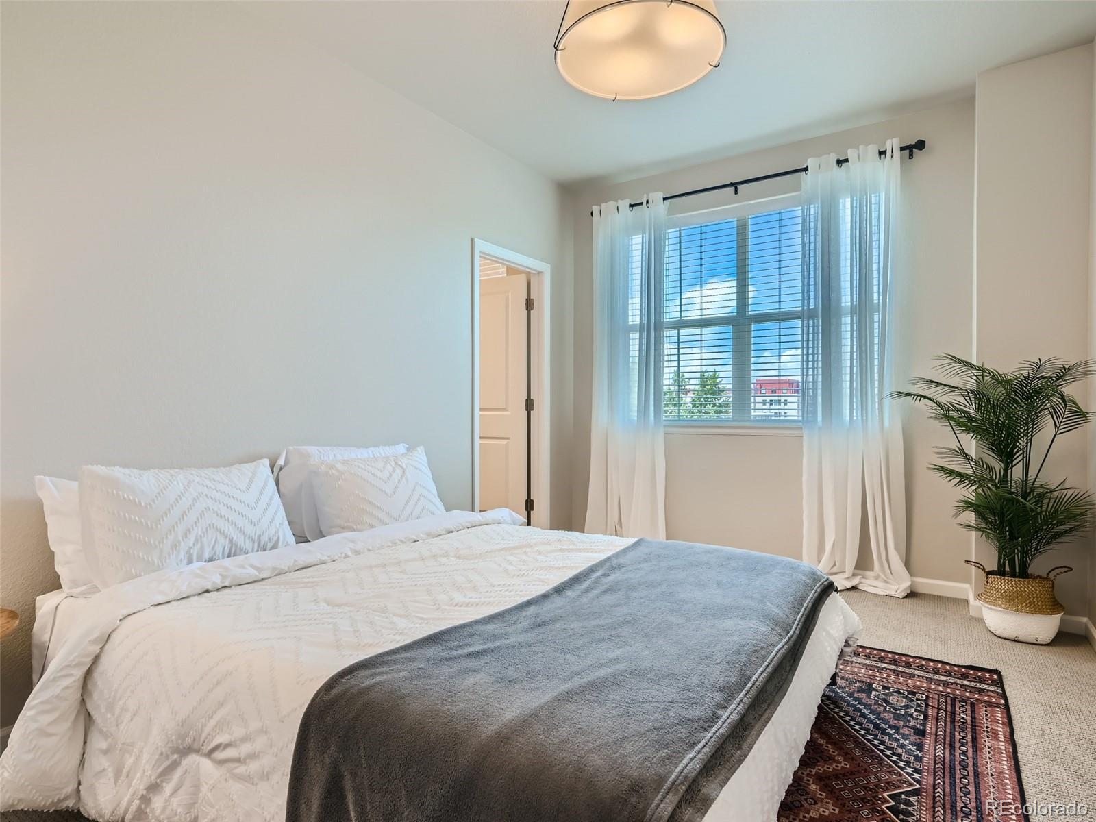1340 Hoyt Street Unit: 2