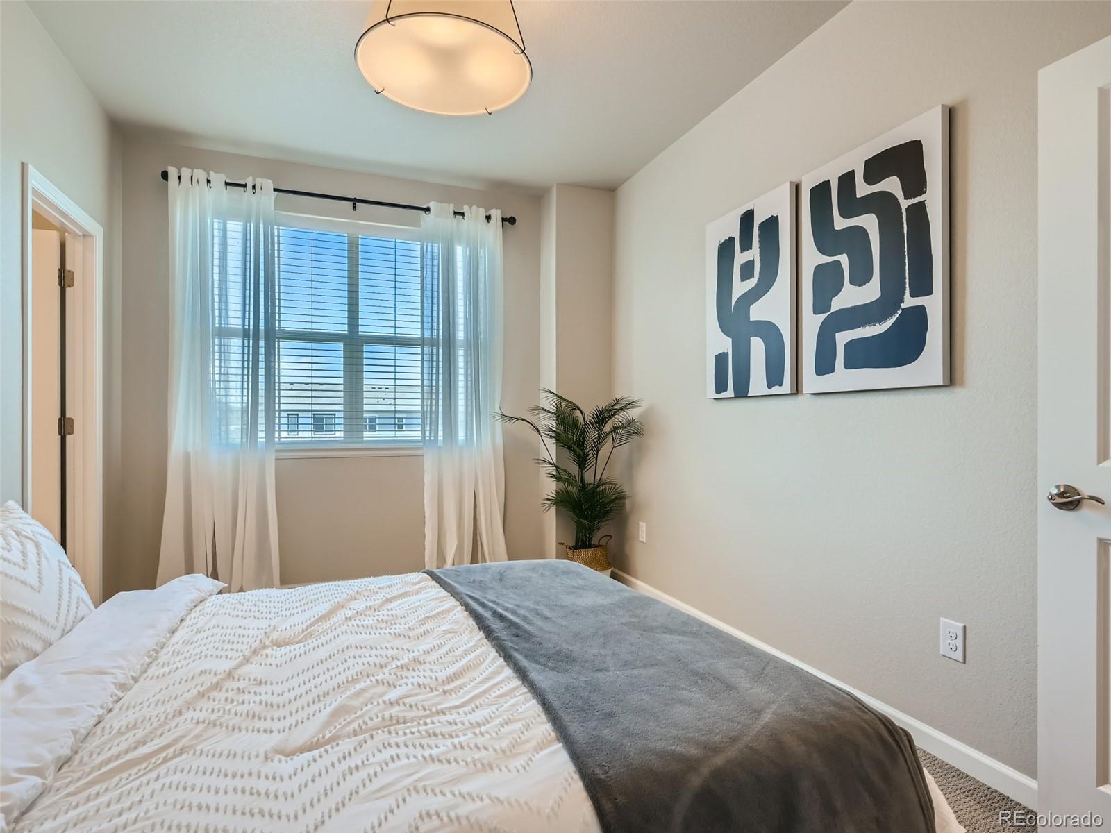 1340 Hoyt Street Unit: 2