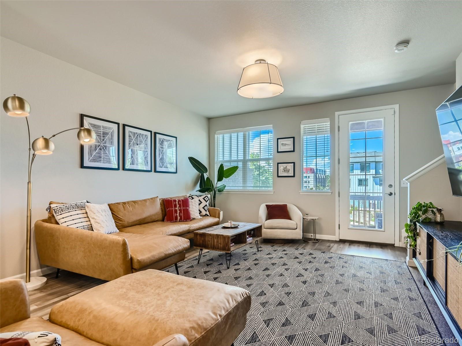 1340 Hoyt Street Unit: 2