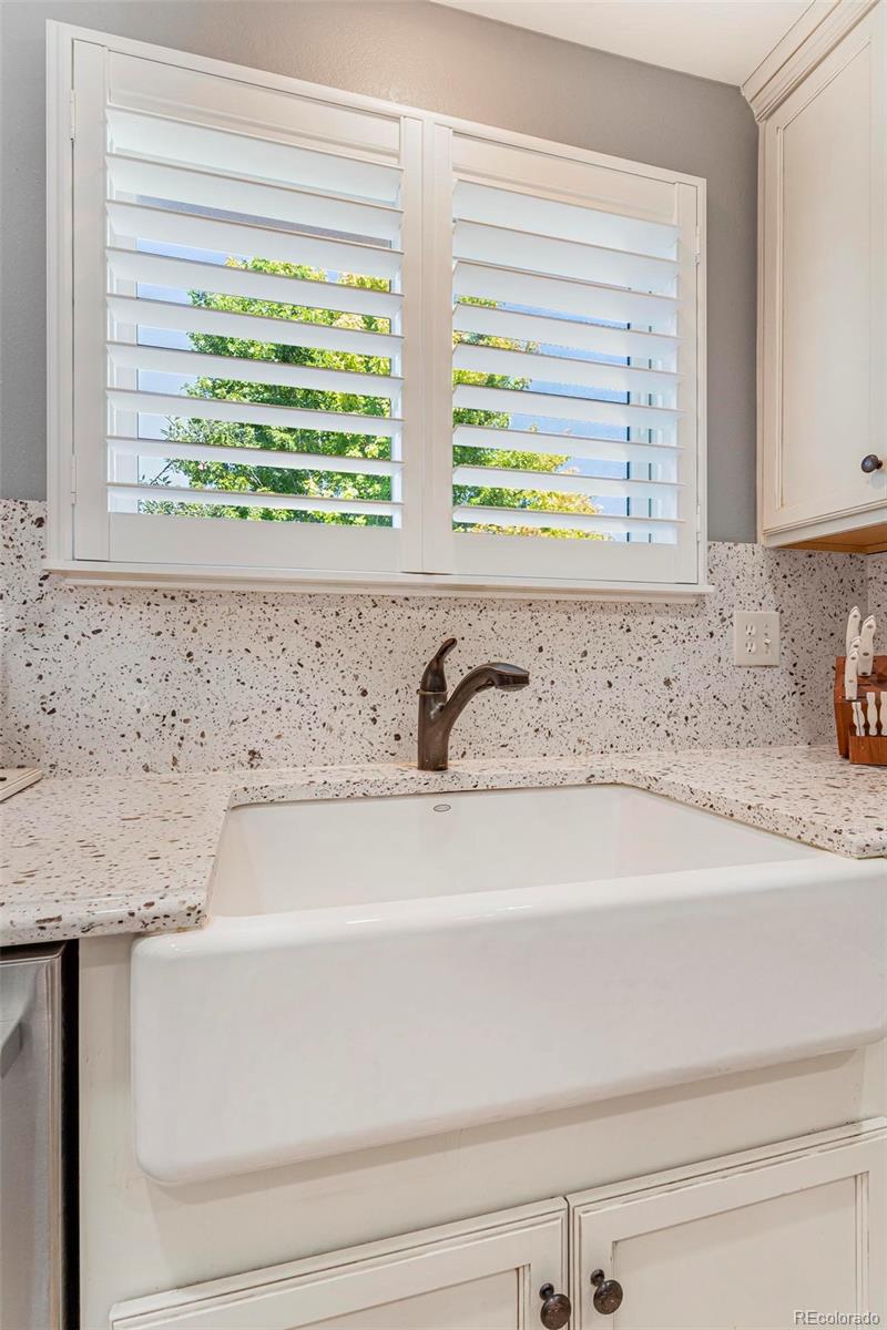 21143 White Ash Lane