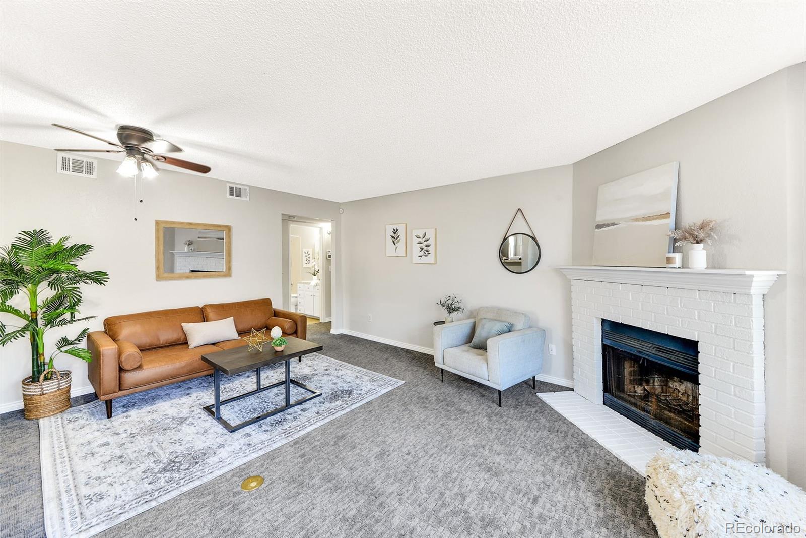 5735 W Atlantic Place Unit: 101