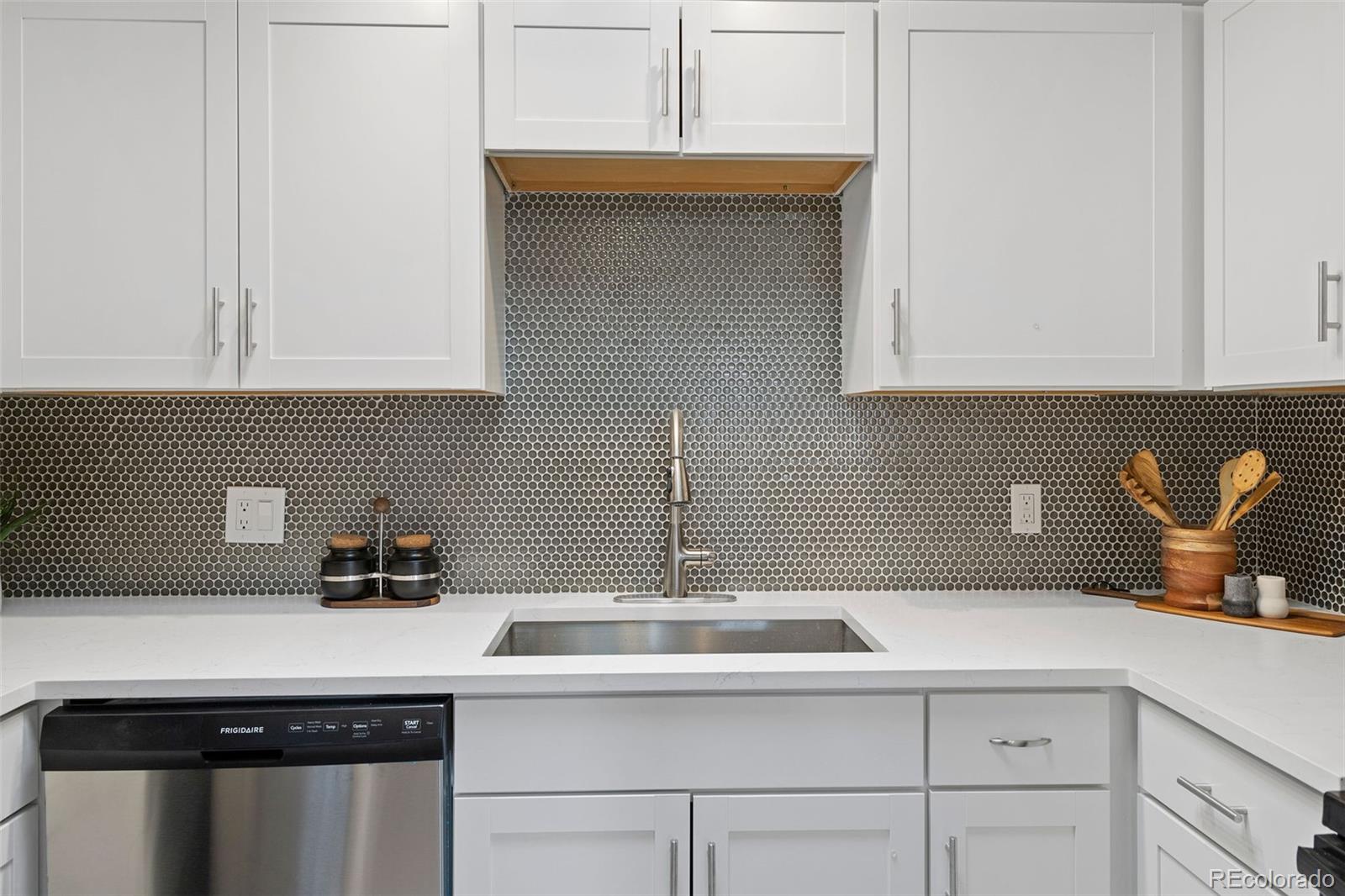 4951 Garrison Street Unit: 206C