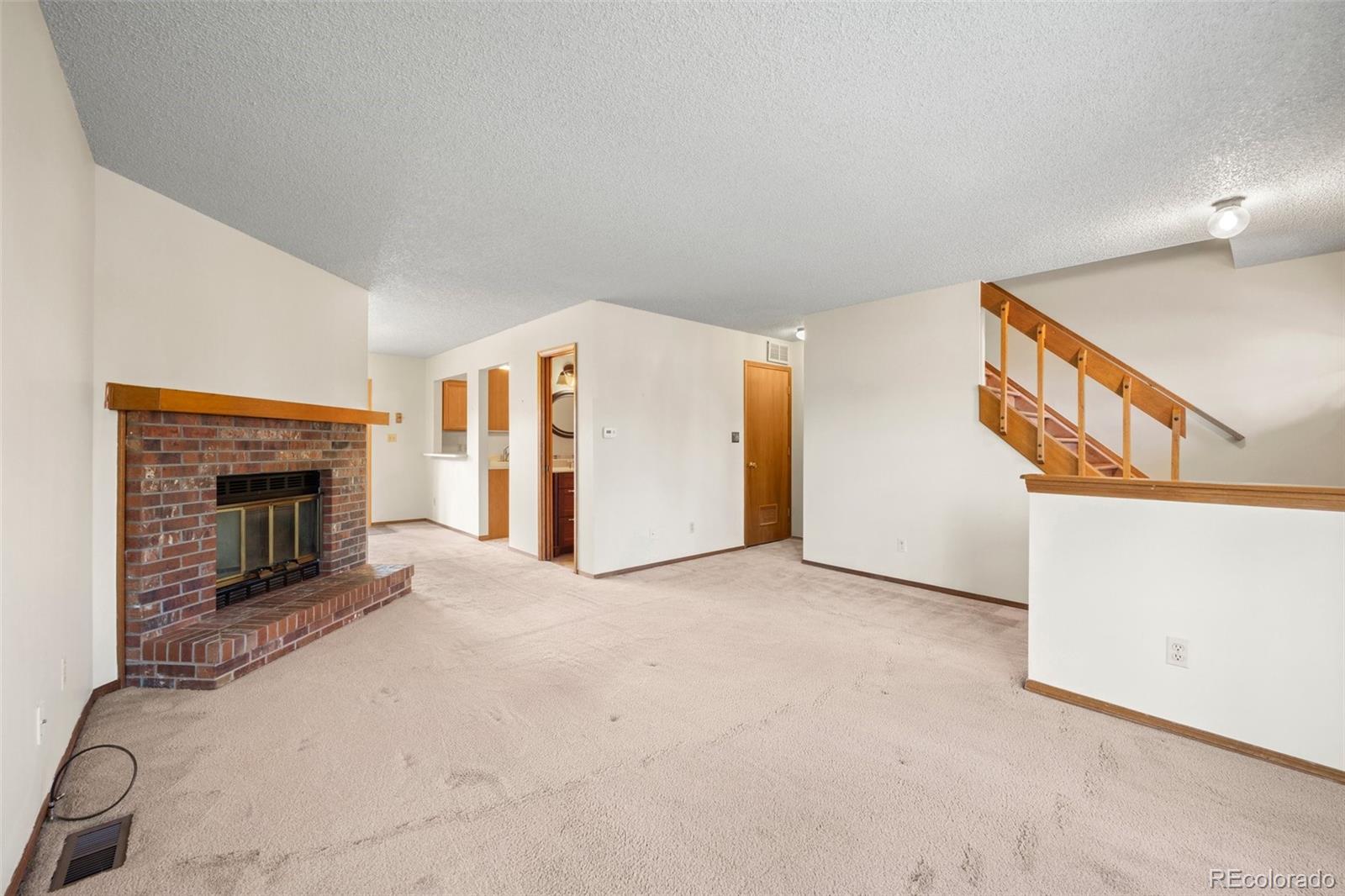 2084 S Balsam Street