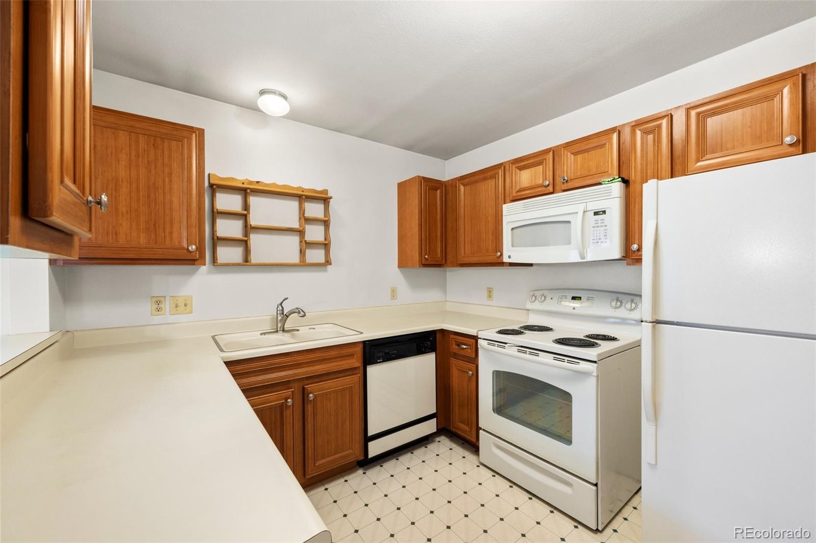 2084 S Balsam Street