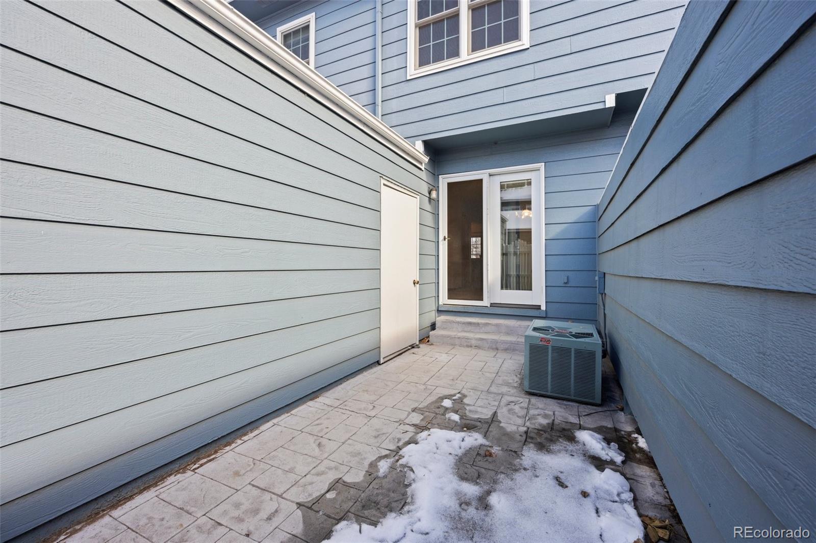 2084 S Balsam Street