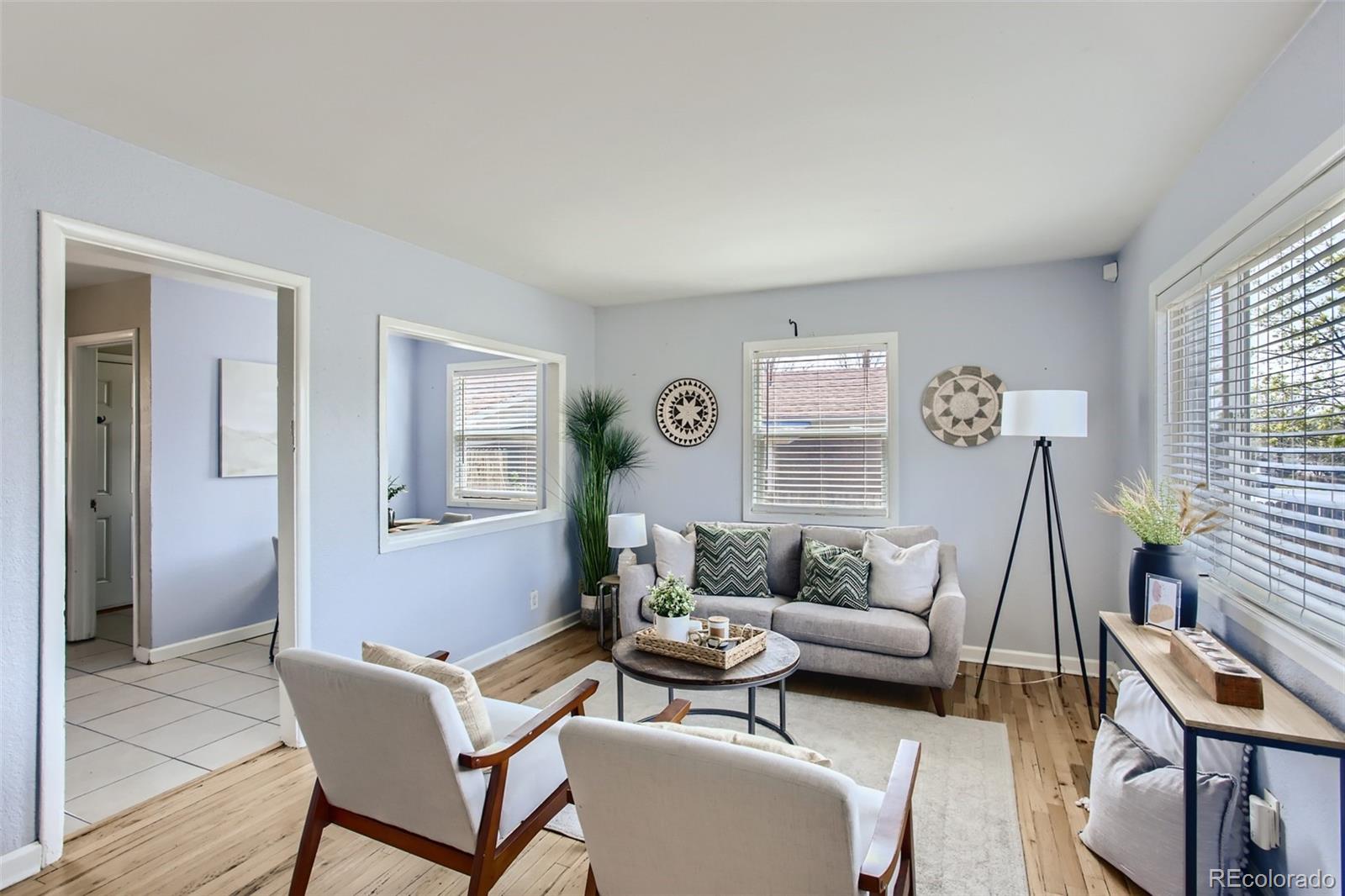 1076 S Raleigh Street