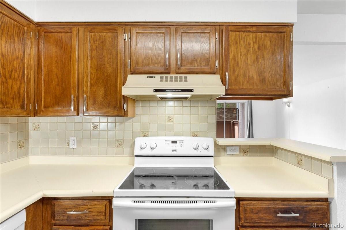 3334 S Ammons Street Unit: 103