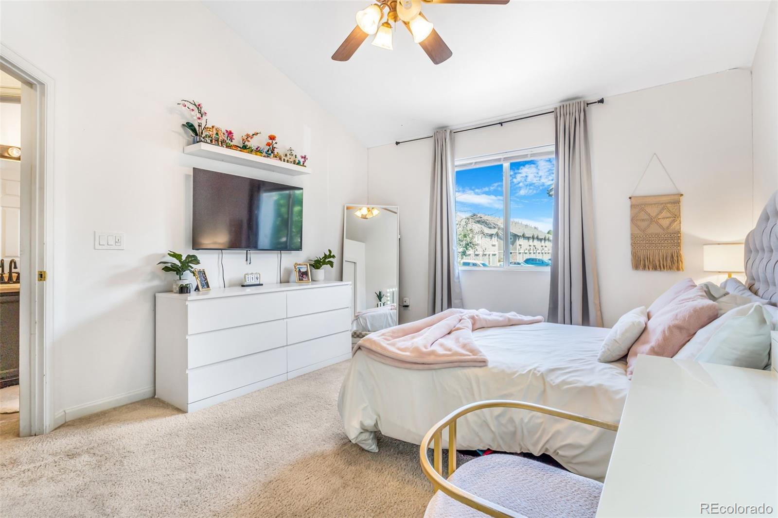 3231 S Waco Court Unit: H