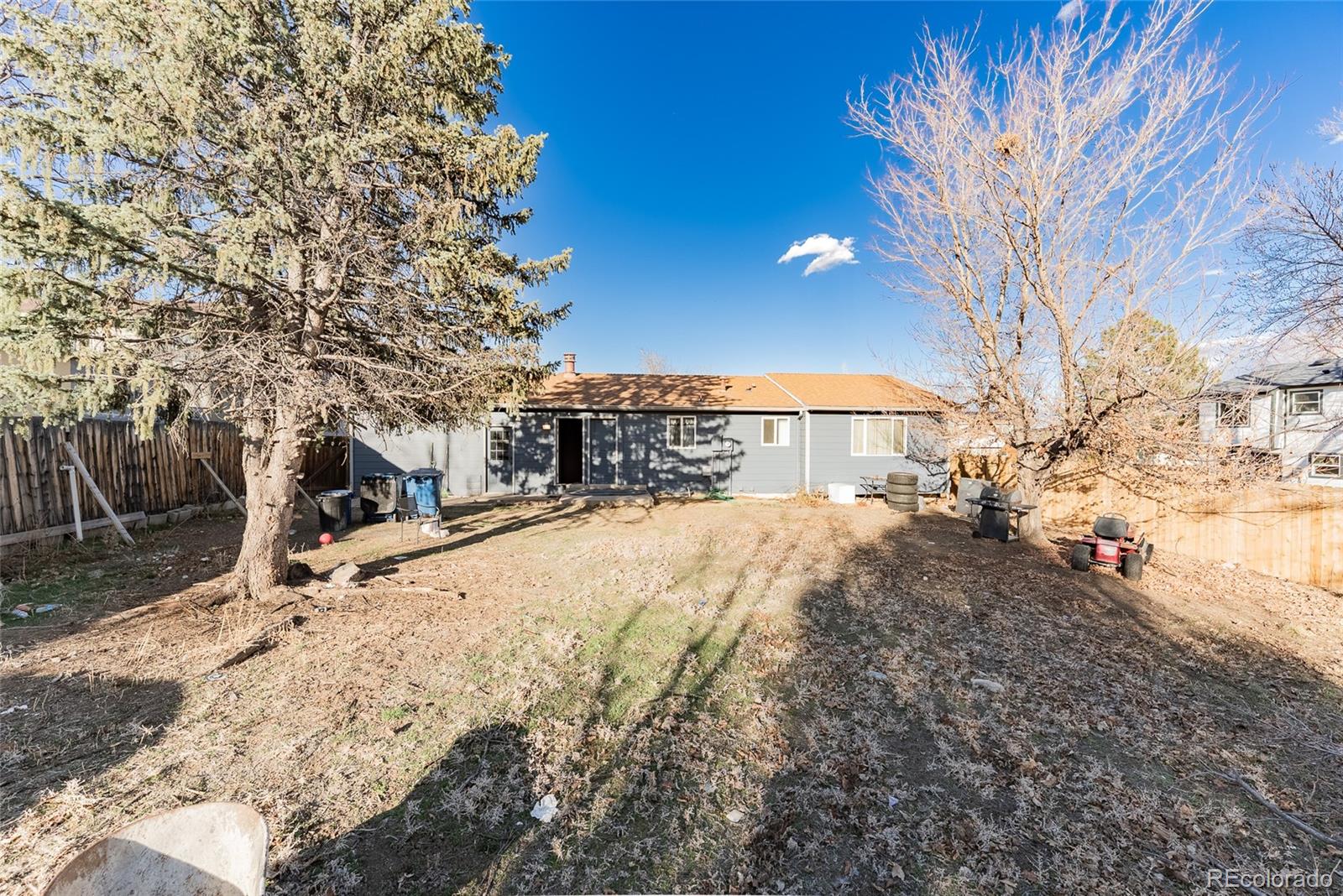 3763 S Quintero Street