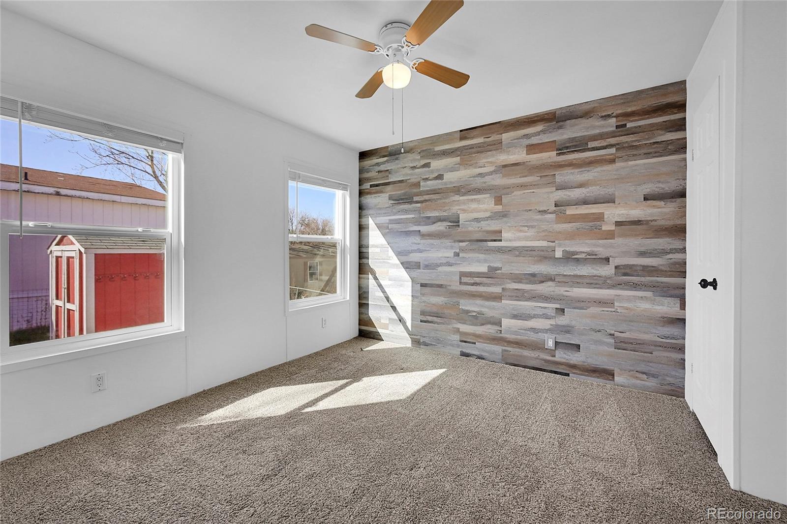 1500 W Thornton Parkway