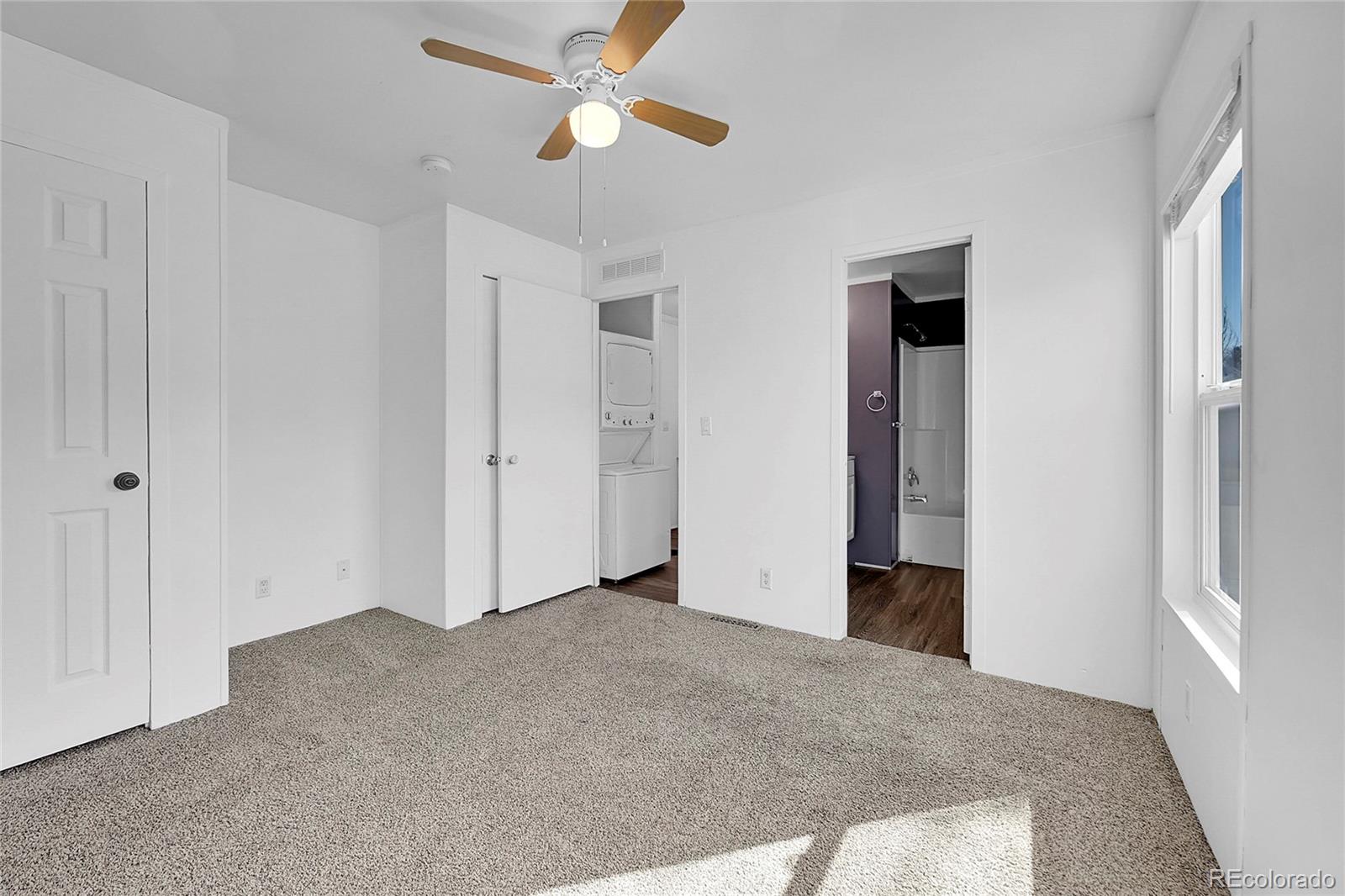 1500 W Thornton Parkway