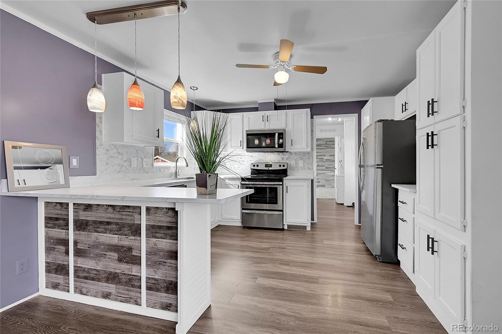 1500 W Thornton Parkway