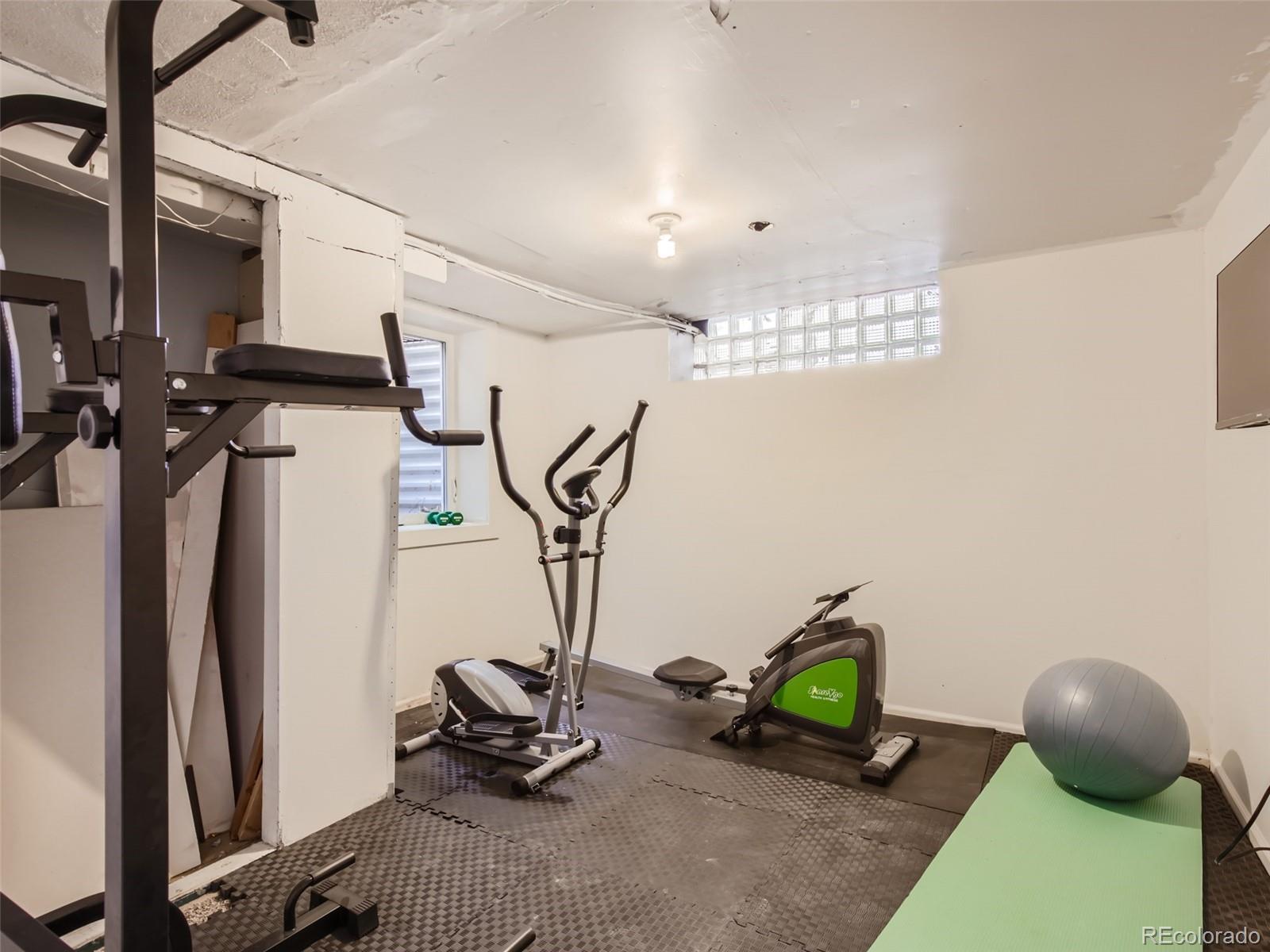 3804 N Wyandot Street