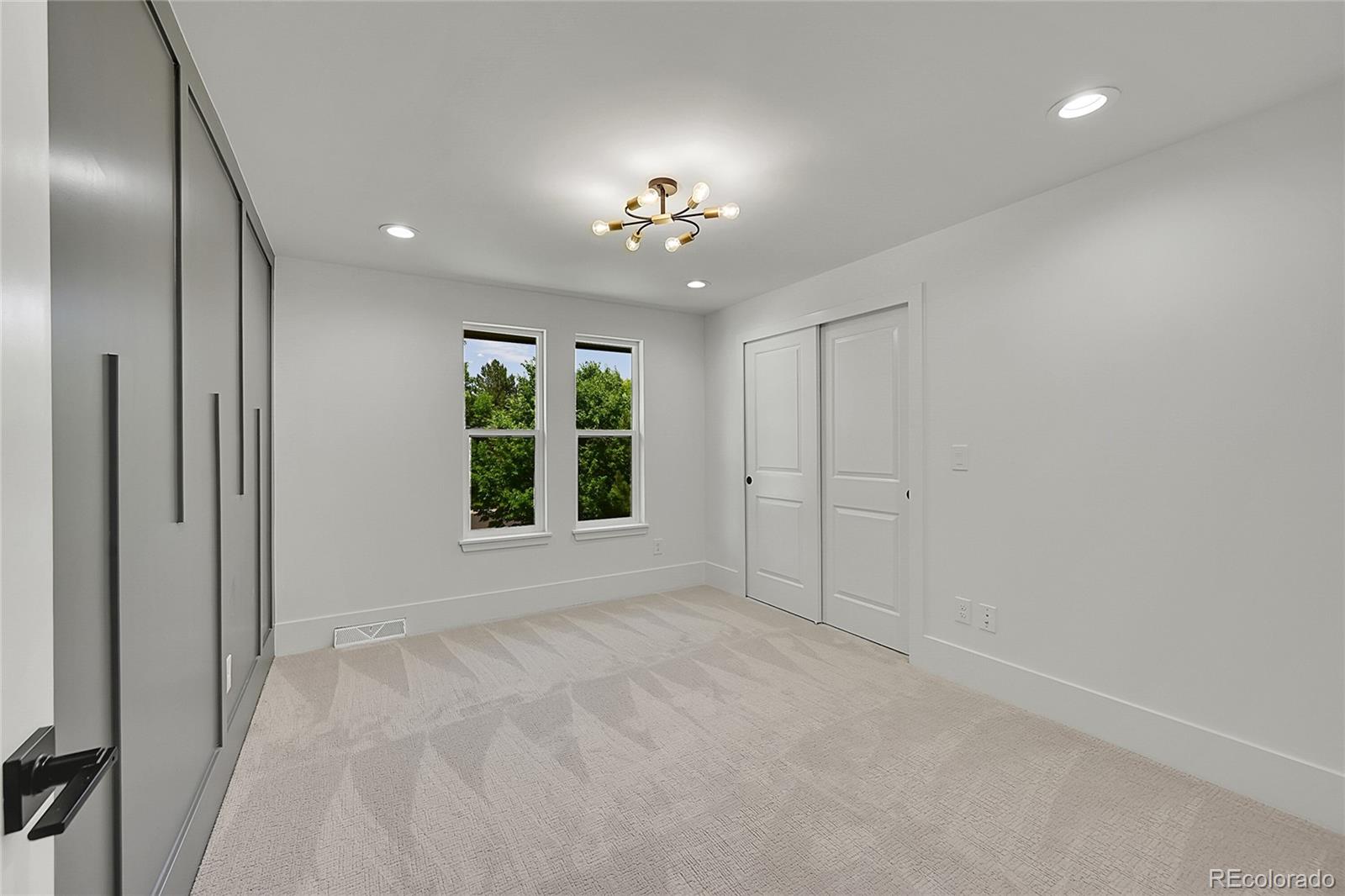 4137 S Quebec Street