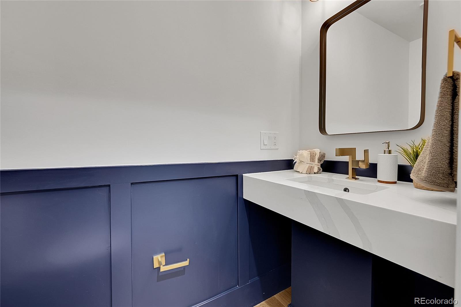 4137 S Quebec Street