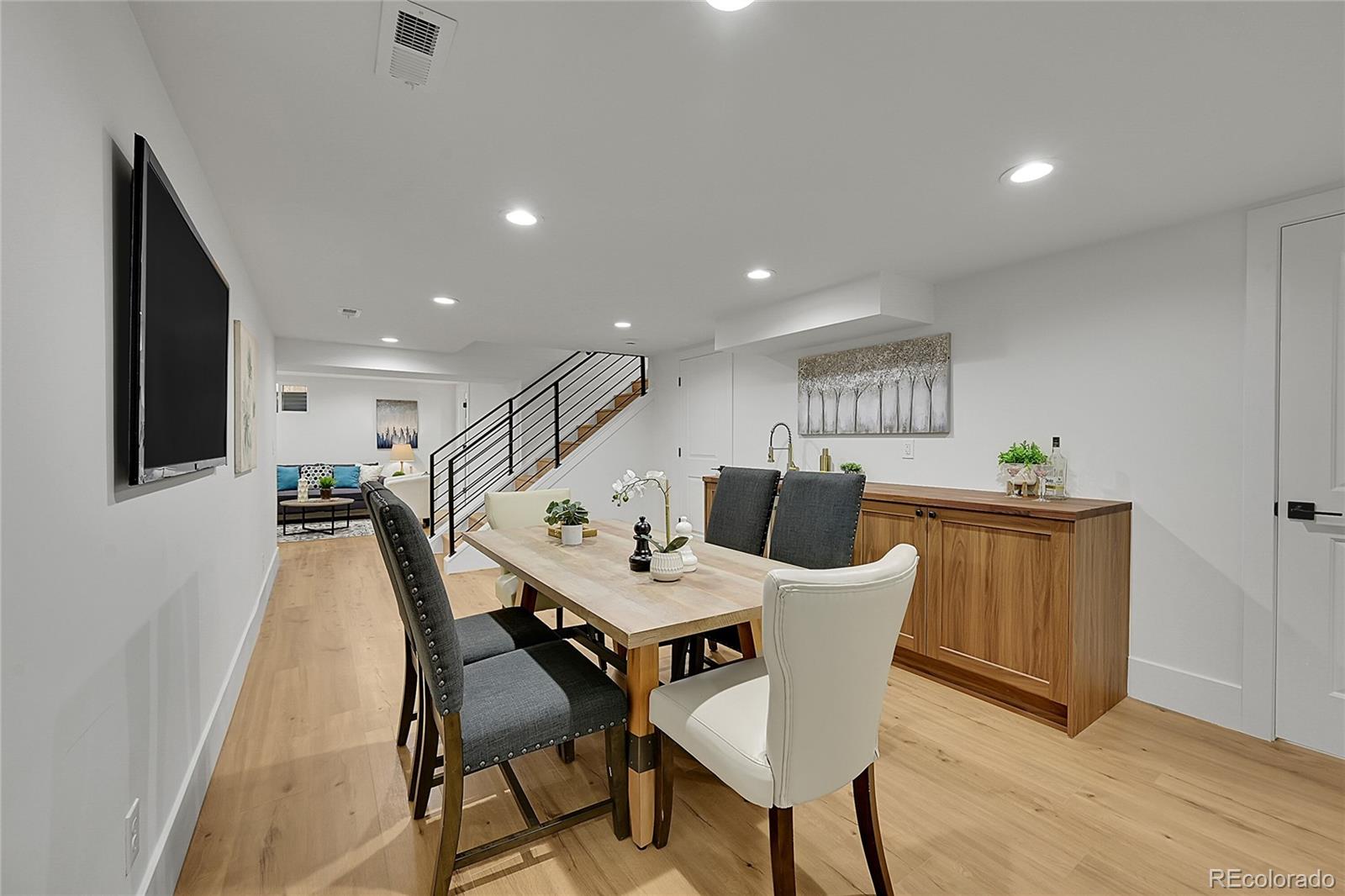 4137 S Quebec Street