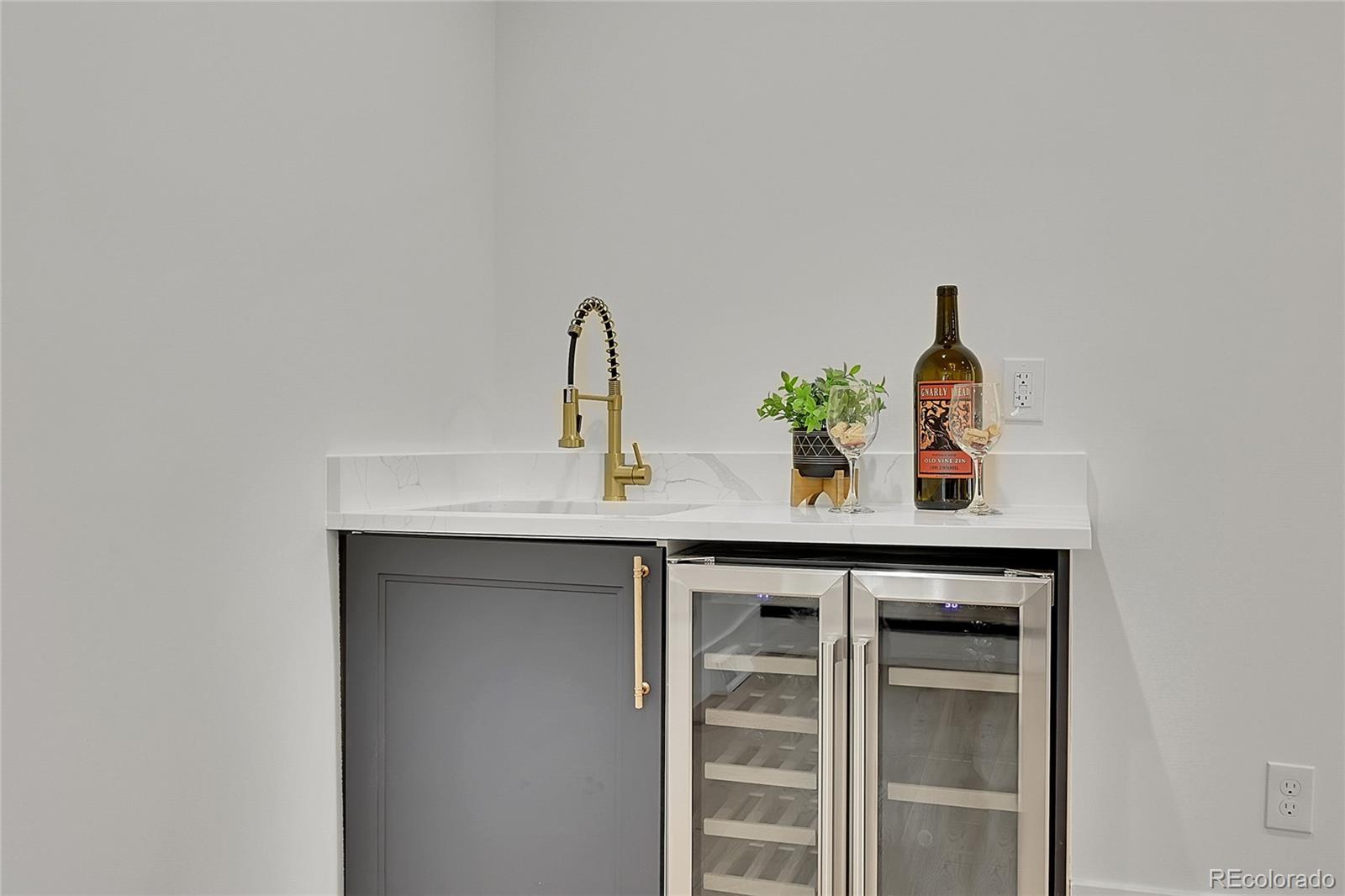 4137 S Quebec Street