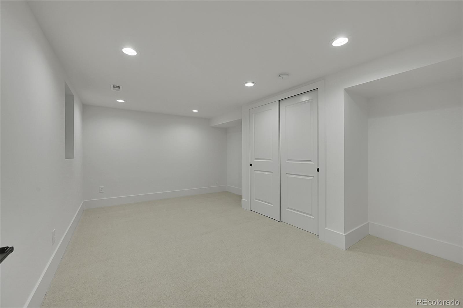 4137 S Quebec Street